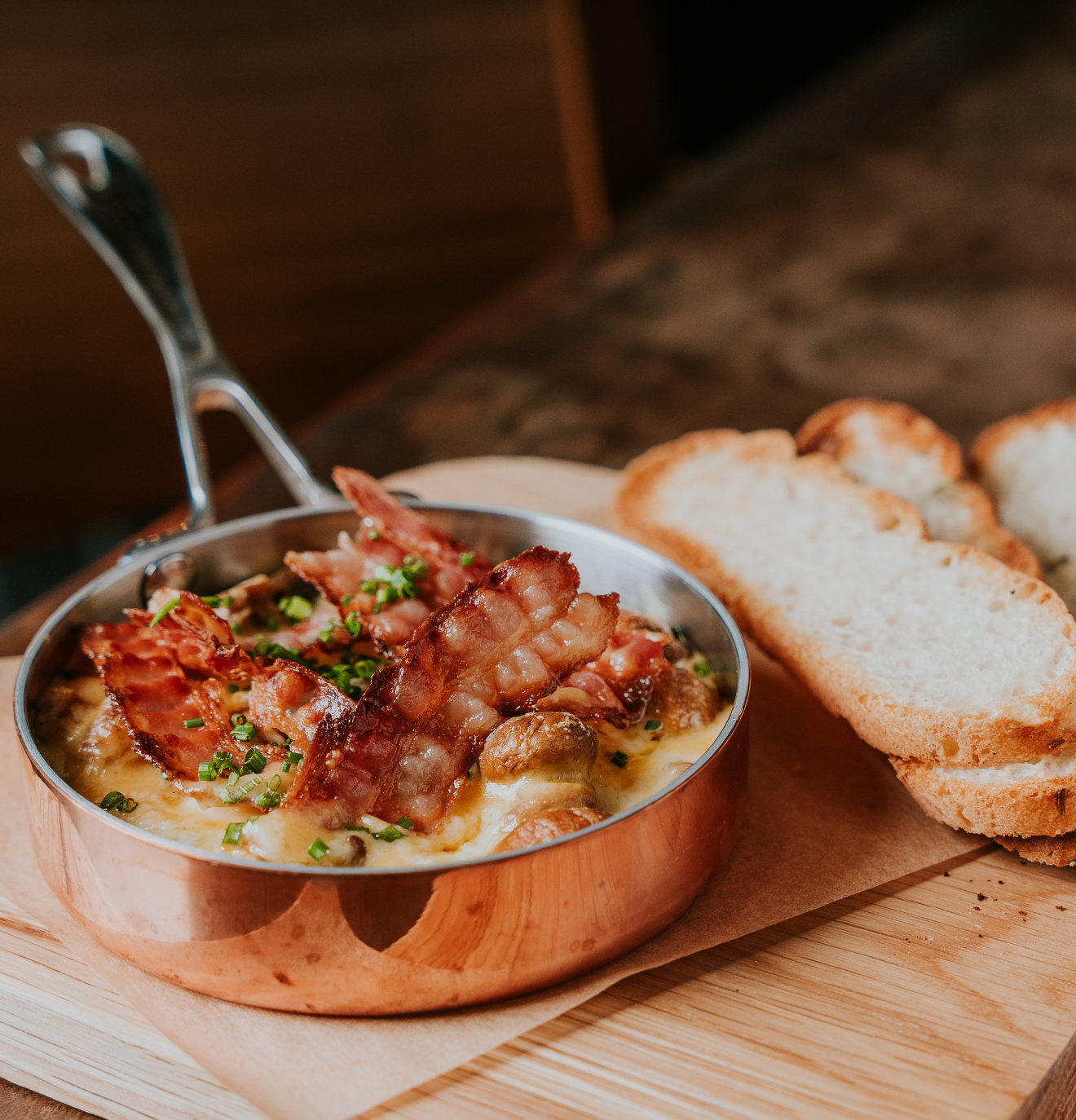 Dinner & Dining at The Bridge Inn in Duffield